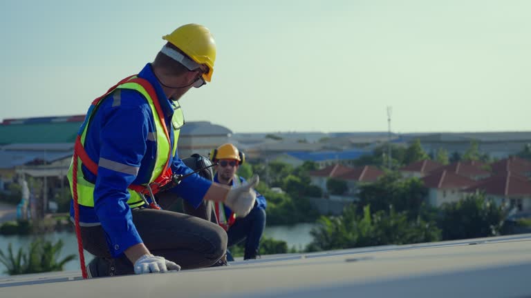 Reliable Salisbury, MO Roofing Service Solutions